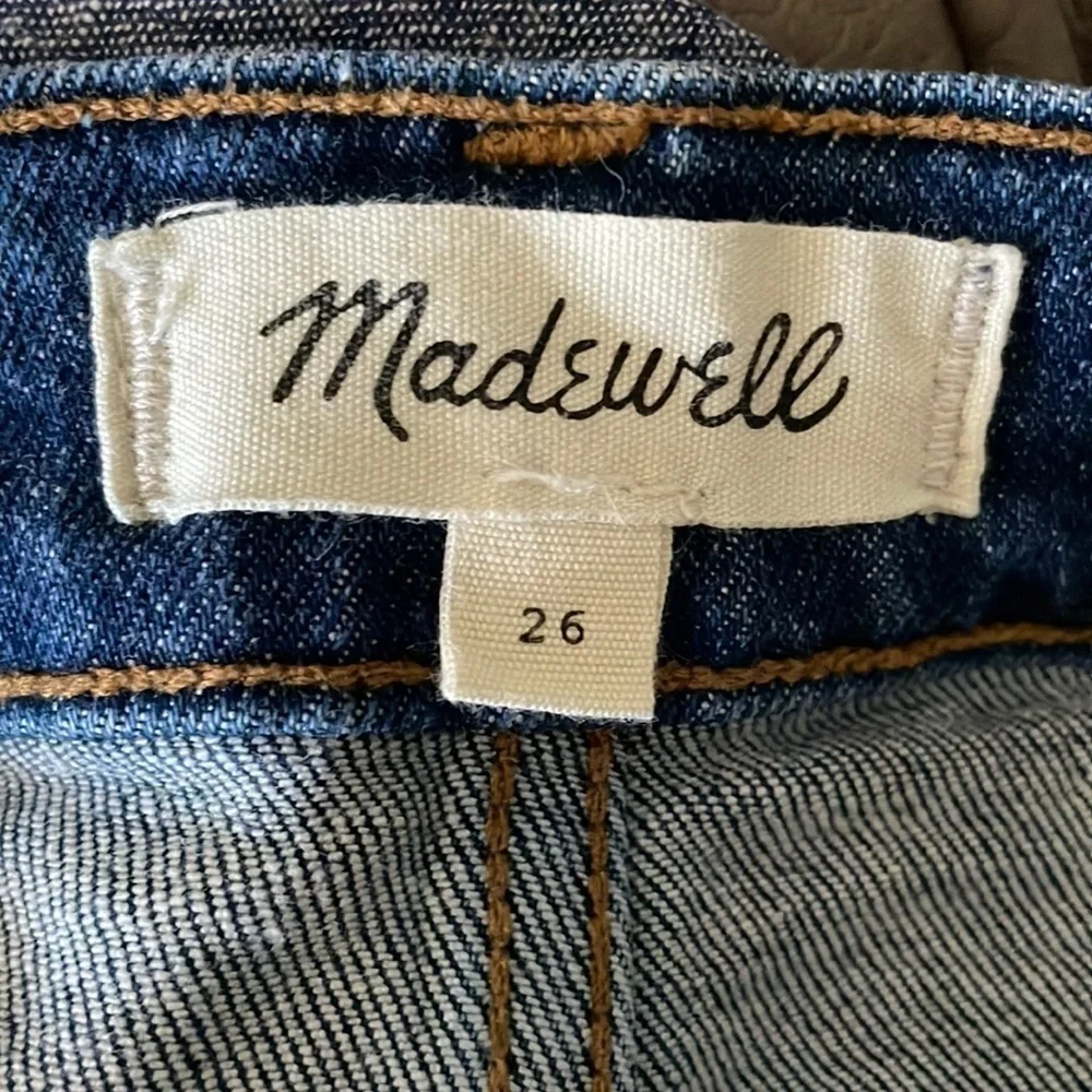 Madewell- Stretch Denim Straight Mini Skirt in Arroyo Wash: Button-Front Edition